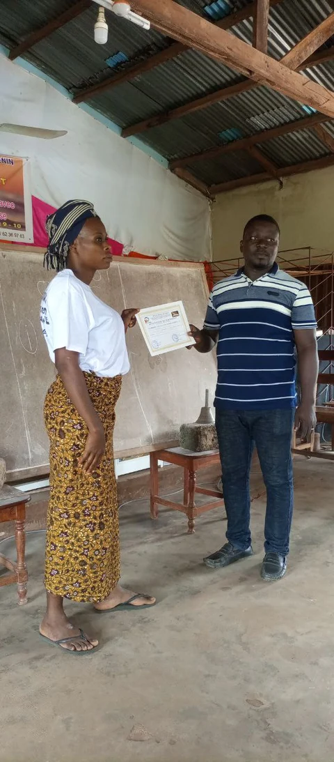 photo de remise d'attestation 