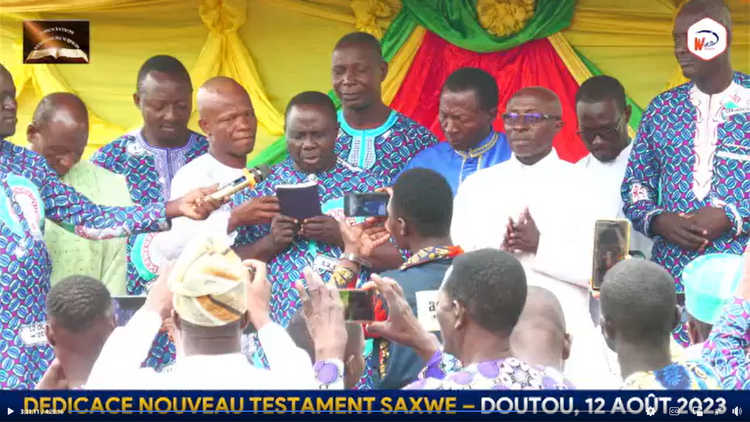 Dédicace du NT Saxwɛ